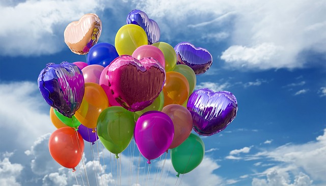 balónky na oslavě